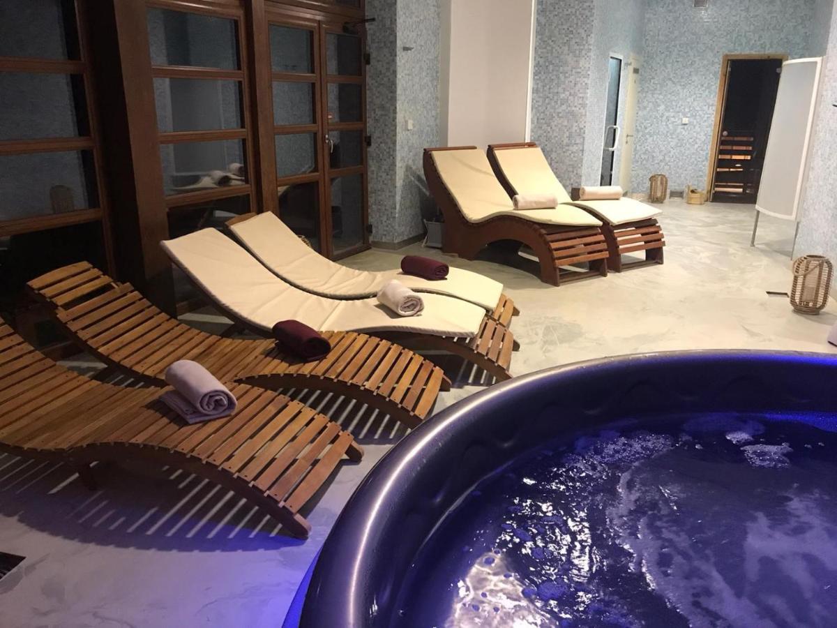 Hotel Pavla 피에슈타니 외부 사진