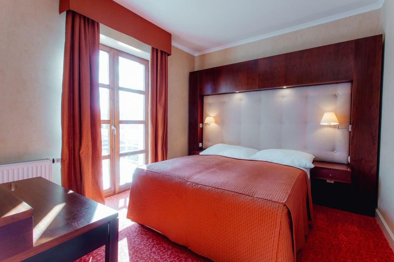 Hotel Pavla 피에슈타니 외부 사진
